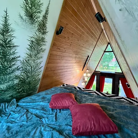 アパート A-frame-hub スラブスク