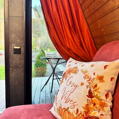 アパート A-frame-hub スラブスク