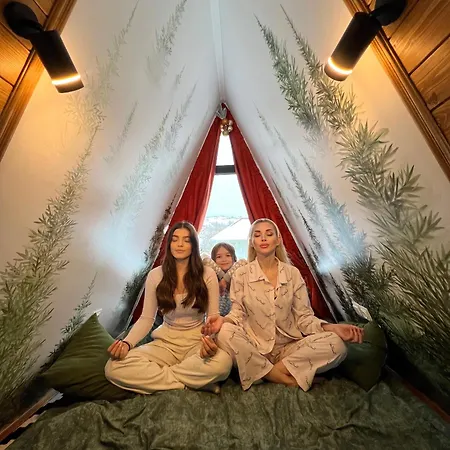 아파트 A-frame-hub