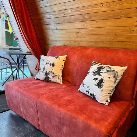 Apartment A-frame-hub з форелевою риболовлею