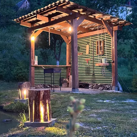 Διαμέρισμα A-frame-hub з форелевою риболовлею