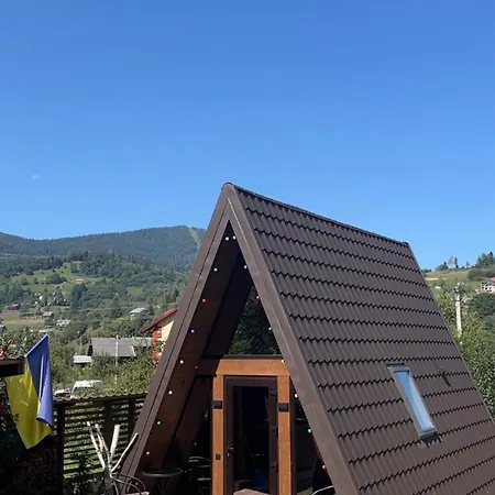 A-frame-hub з форелевою риболовлею Lägenhet *