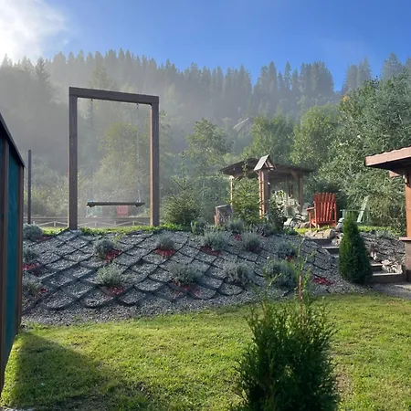 A-frame-hub з форелевою риболовлею Lägenhet Slavske